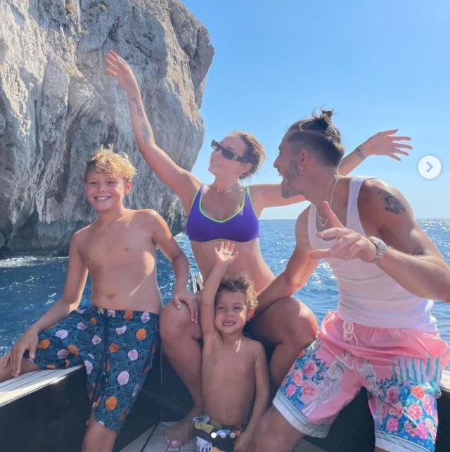 1681978980312019775.png 1681978980312019775.png