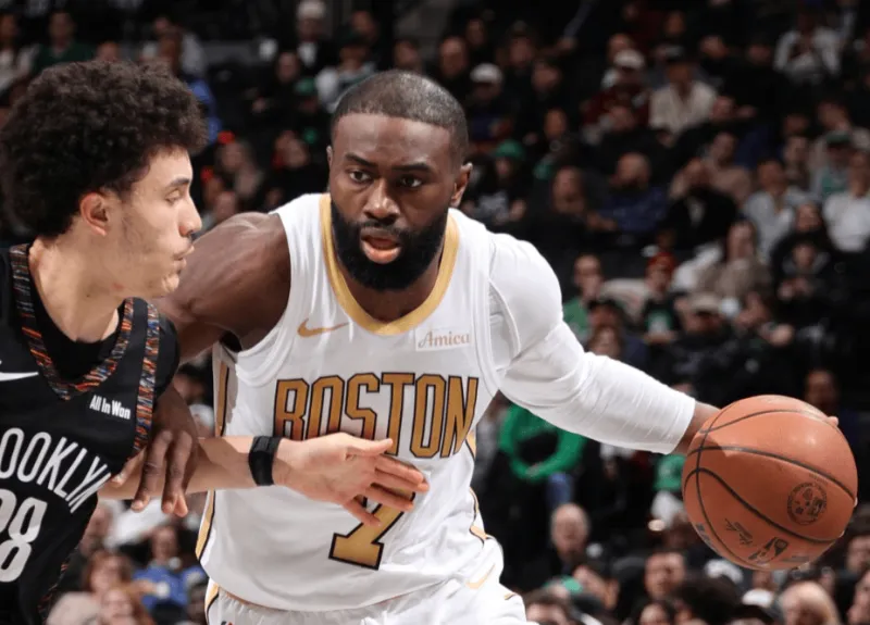 云开体育官网-27分10板12助!杰伦-布朗刷新个人常规赛生涯单场助攻纪录