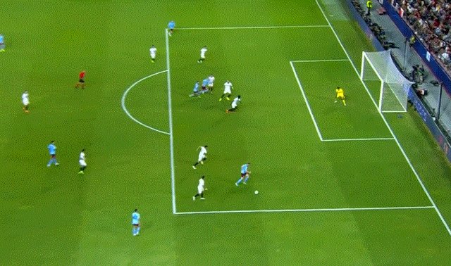 云开体育-【欧冠】哈兰德双响 福登鲁本进球 曼城4比0开门红