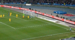 云开体育官网-【欧联杯】奥巴皮克破门 巴萨4比2客胜那不勒斯晋级